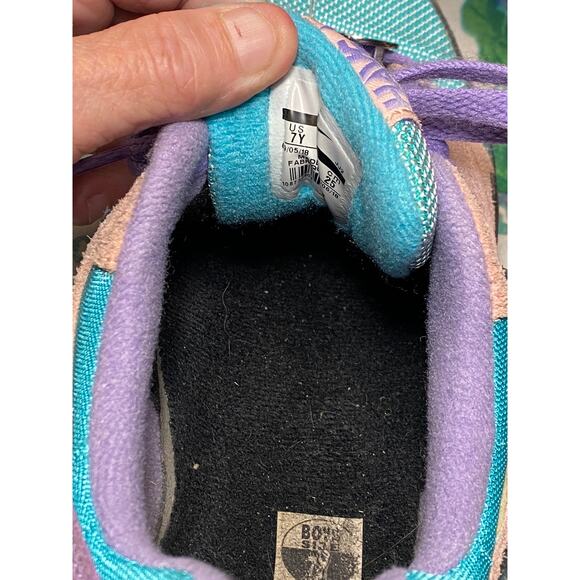 NIKE Air Max 1 Have a Nike day Multicolor YOUTH 7 WMNS 8.5 EUC Smiley toe charms - Picture 11 of 16